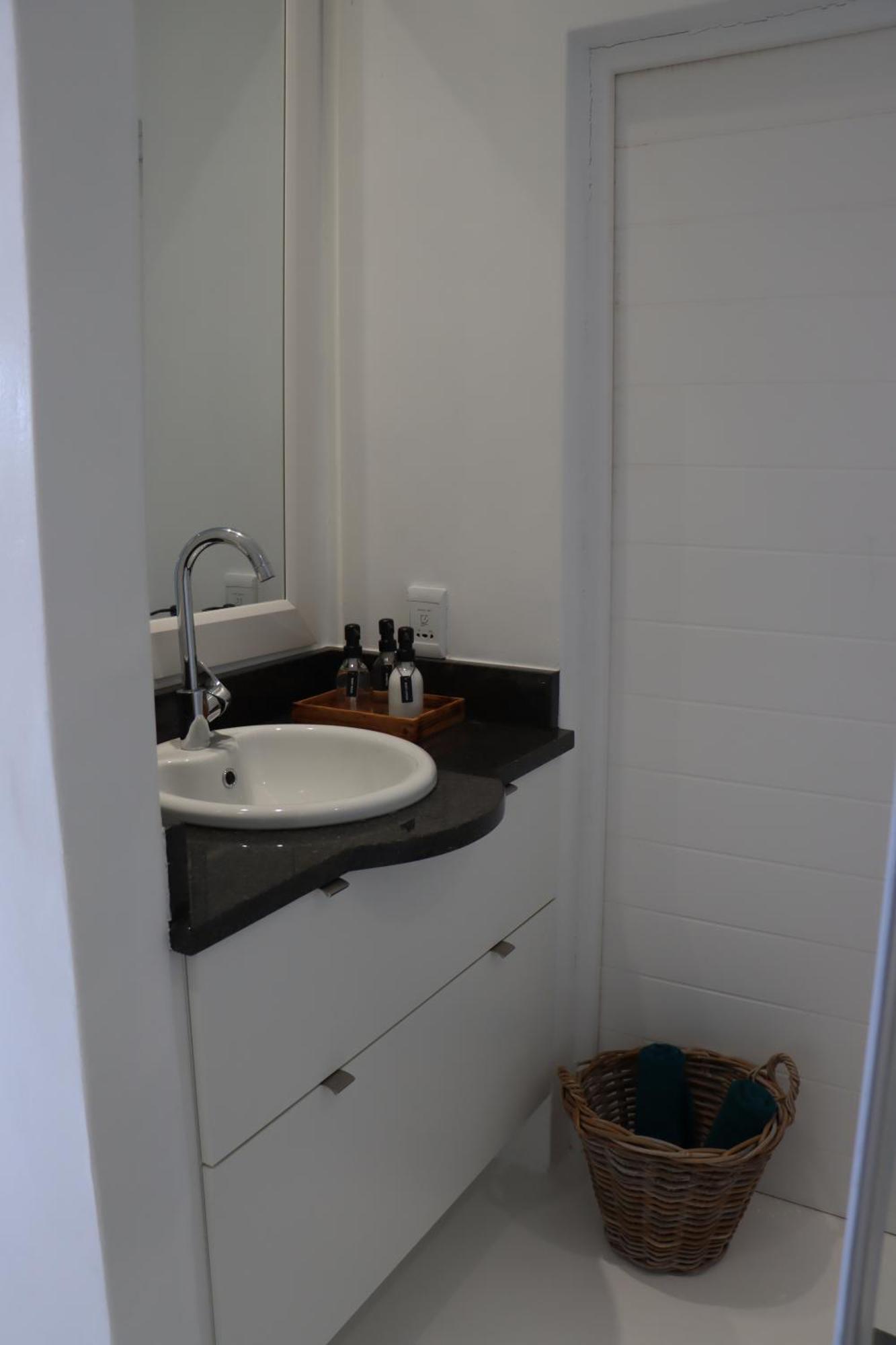 Nivenia Beach House Bettyʼs Bay Екстериор снимка