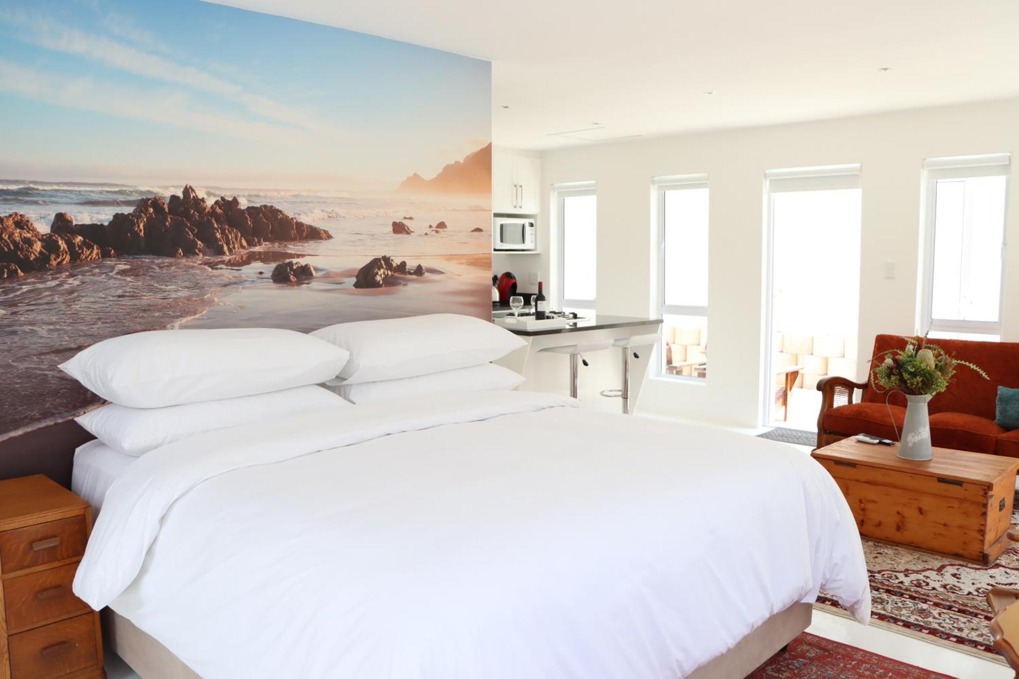 Nivenia Beach House Bettyʼs Bay Екстериор снимка