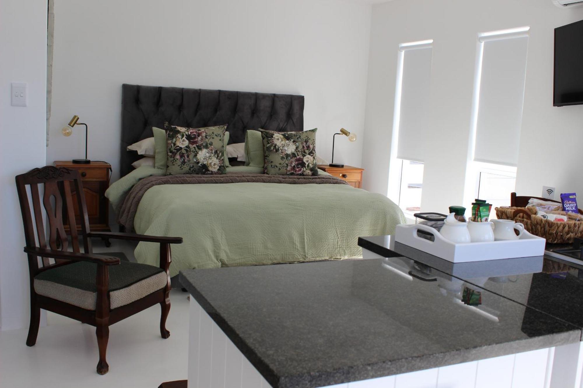 Nivenia Beach House Bettyʼs Bay Екстериор снимка